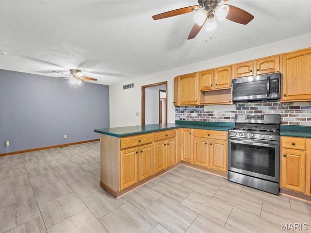 710 Mary Ann Court, Freeburg, IL 62243