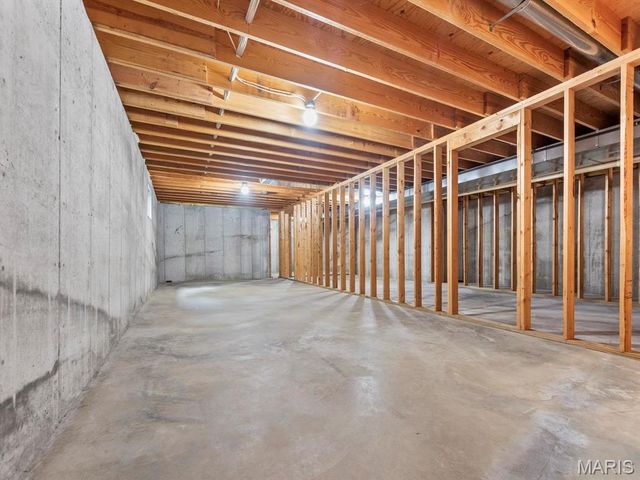 710 Mary Ann Court, Freeburg, IL 62243