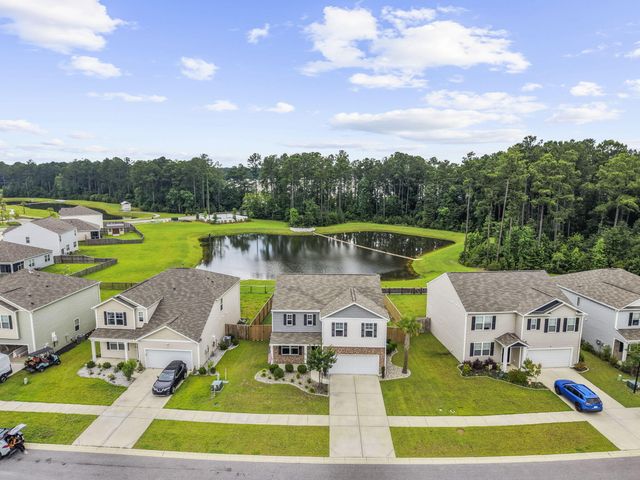 609 Silver Spruce Street, Summerville, SC 29486
