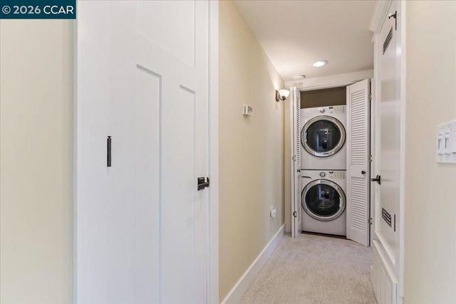 1332 1332 Running Springs Rd 1, Walnut Creek, CA 94595