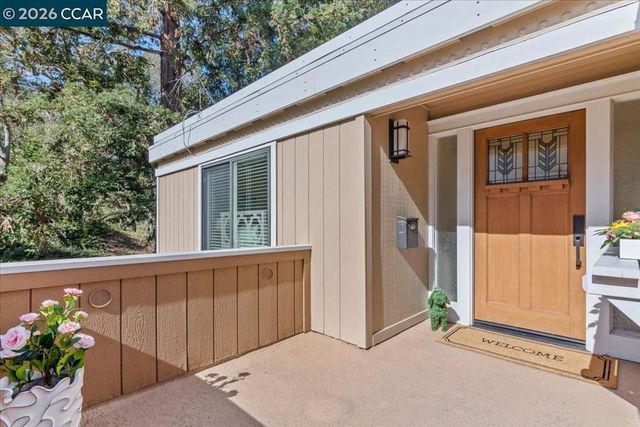 1332 1332 Running Springs Rd 1, Walnut Creek, CA 94595