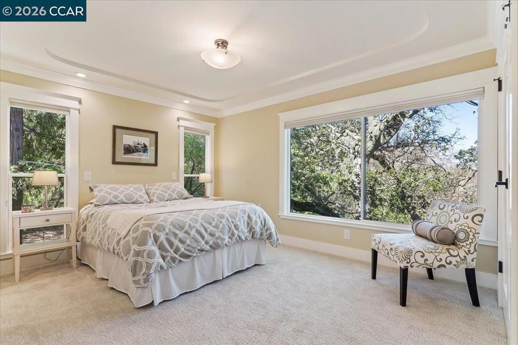 Image 15 of property listing at 1332 1332 Running Springs Rd 1, Walnut Creek, CA 94595