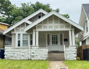 4026 Agnes Avenue, Kansas City, MO 64130