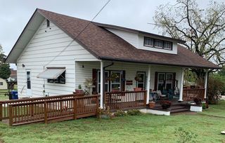 530 W Commercial Street, Mansfield, MO 65704