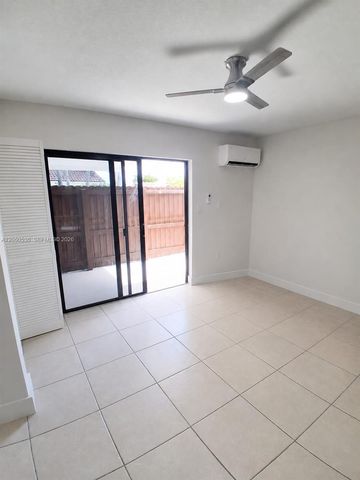 1231 SW 136th Pl B, Miami, FL 33184