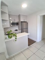 1231 SW 136th Pl B, Miami, FL 33184