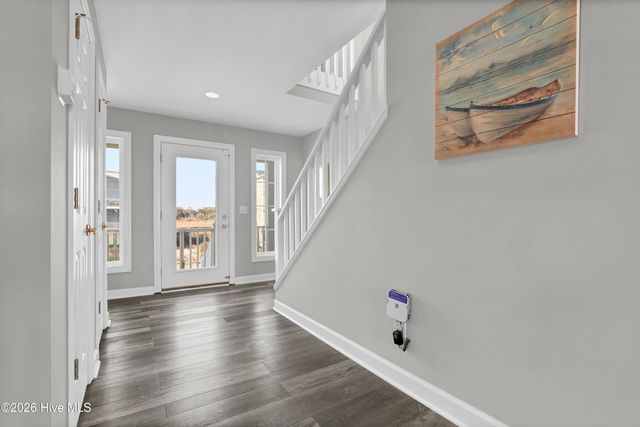 1078 New River Inlet Road, Sneads Ferry, NC 28460