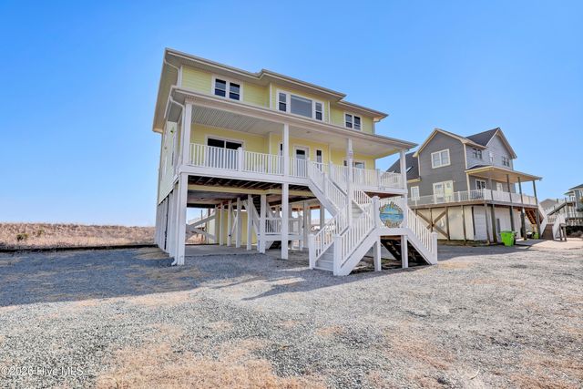 1078 New River Inlet Road, Sneads Ferry, NC 28460