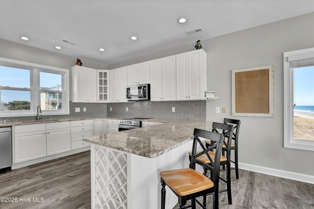 1078 New River Inlet Road, Sneads Ferry, NC 28460