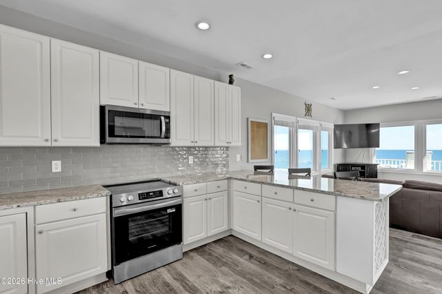 1078 New River Inlet Road, Sneads Ferry, NC 28460