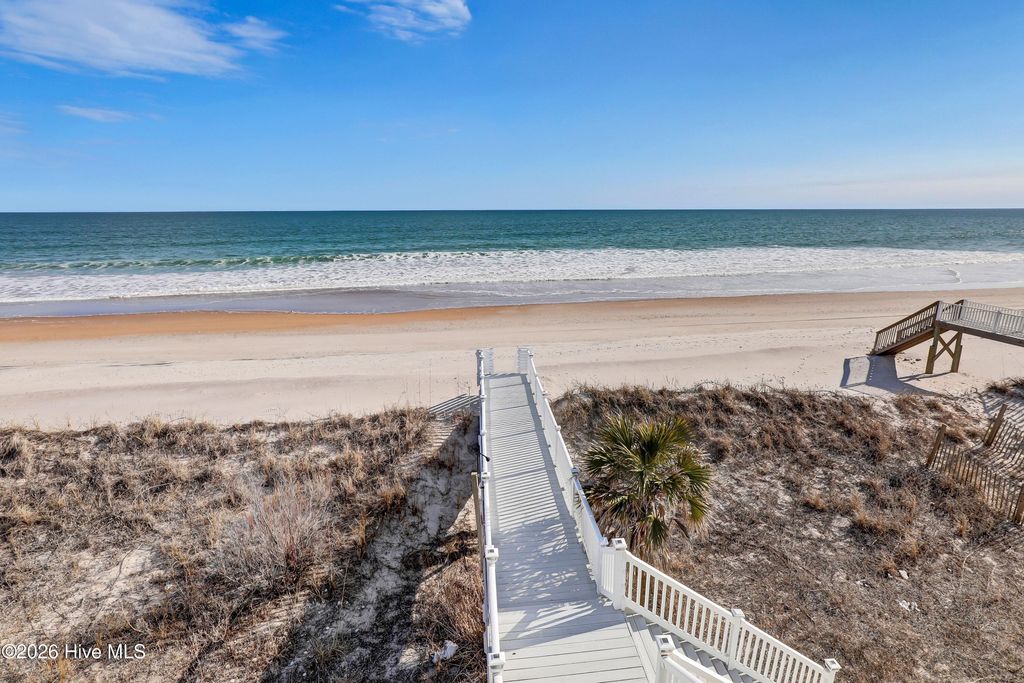 Image 19 of property listing at 1078 New River Inlet Road, Sneads Ferry, NC 28460