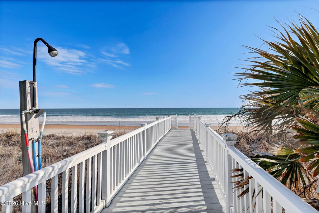 Image 40 of property listing at 1078 New River Inlet Road, Sneads Ferry, NC 28460