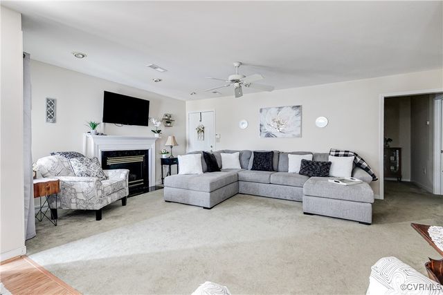 125 Prestige Pl, Colonial Heights, VA 23834