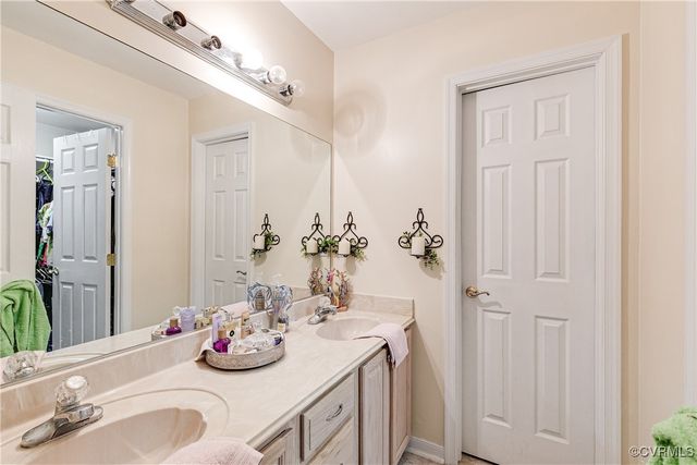 125 Prestige Pl, Colonial Heights, VA 23834