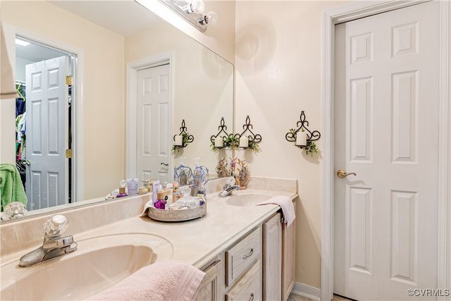 125 Prestige Pl, Colonial Heights, VA 23834