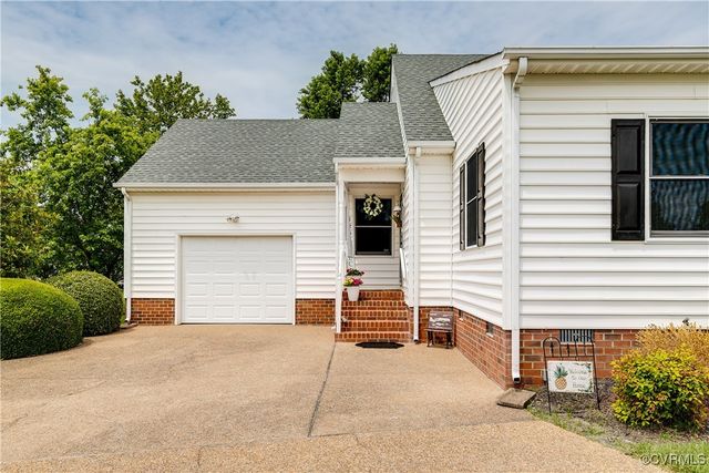125 Prestige Pl, Colonial Heights, VA 23834