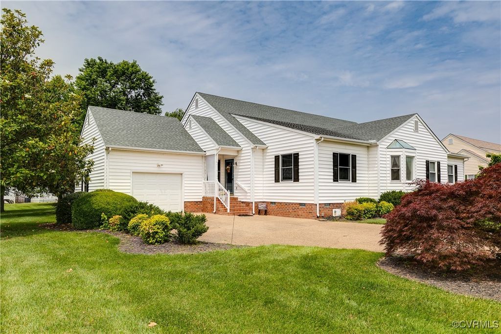 125 Prestige Pl, Colonial Heights, VA 23834