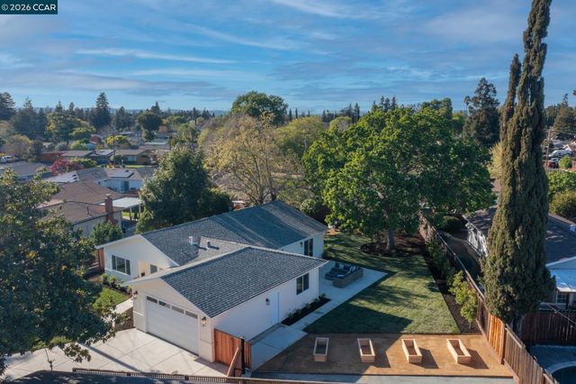 1543 Laverne Ct, Concord, CA 94521