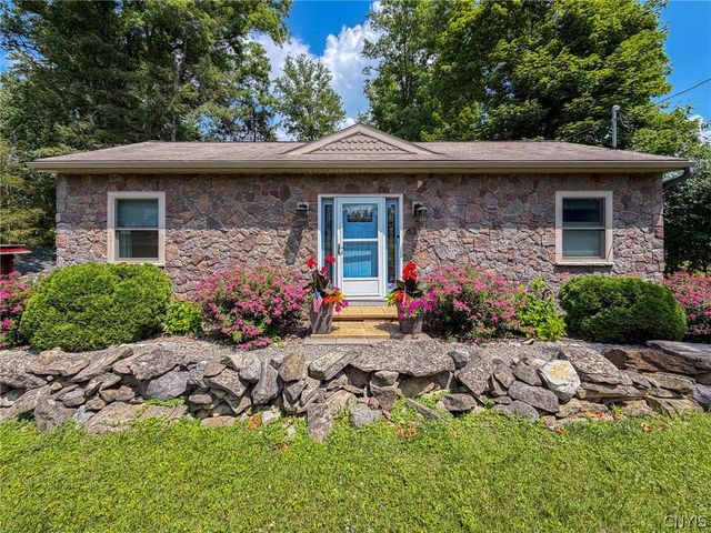 63 Pulsifer Drive, Auburn, NY 13021