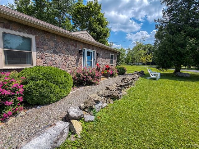 63 Pulsifer Drive, Auburn, NY 13021