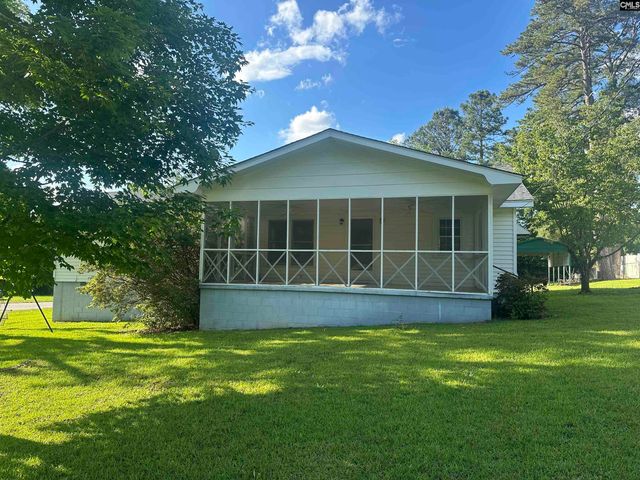 20 Pine Avenue, Whitmire, SC 29178