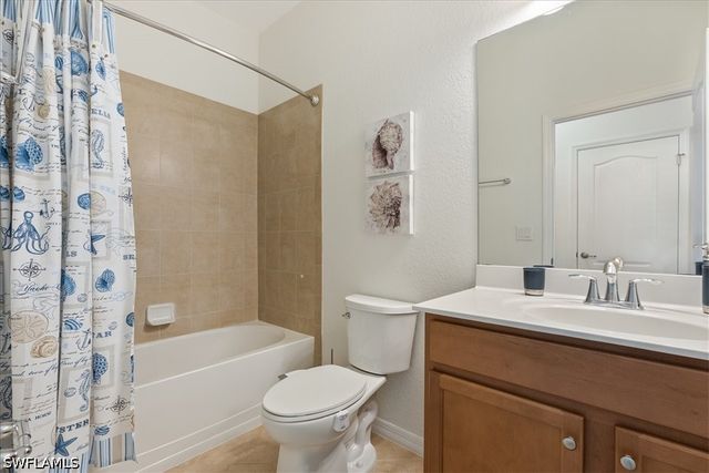 1987 Fairmont LN, Naples, FL 34120