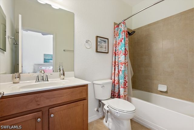 1987 Fairmont LN, Naples, FL 34120