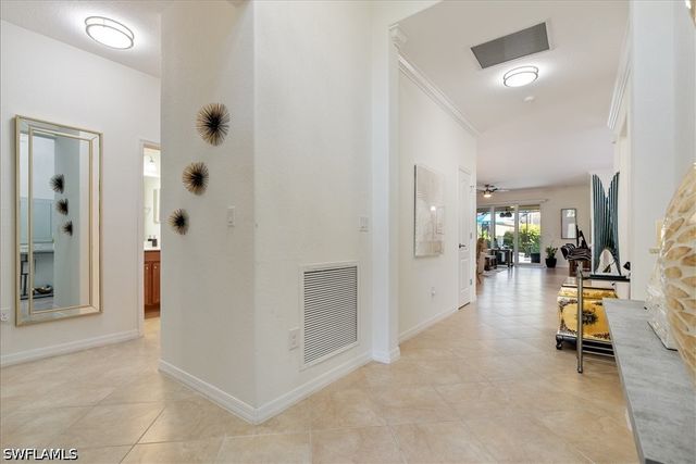 1987 Fairmont LN, Naples, FL 34120