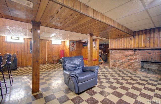 83 Leawood Drive, Tonawanda, NY 14150