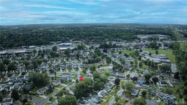 83 Leawood Drive, Tonawanda, NY 14150