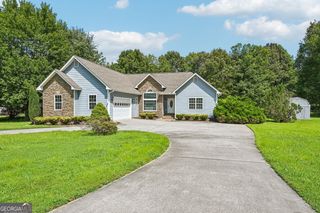 116 Savannah Street SE, Calhoun, GA 30701