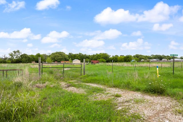 8248 Farm Road 2653 S, Cumby, TX 75453