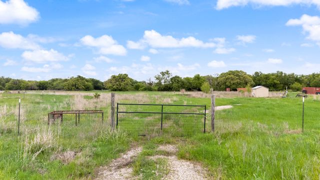 8248 Farm Road 2653 S, Cumby, TX 75453