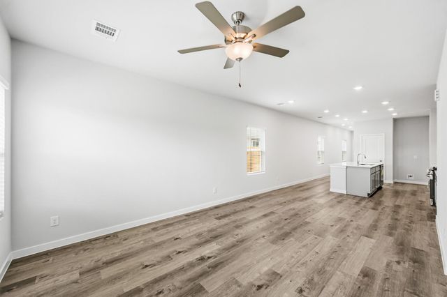 1887 Redwood Lane, Dayton, TX 77535