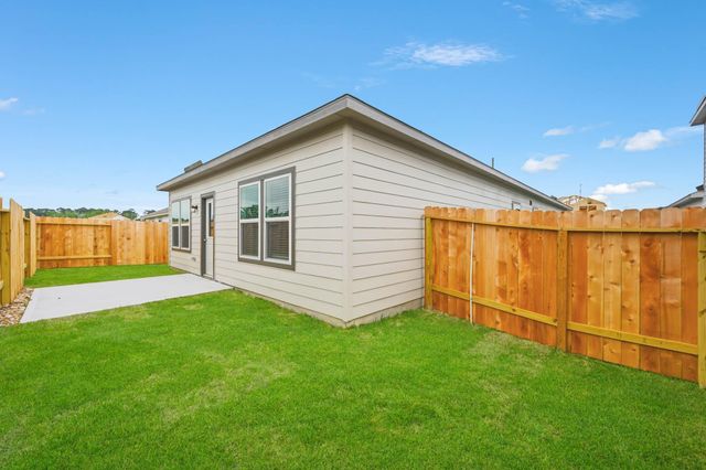 1887 Redwood Lane, Dayton, TX 77535