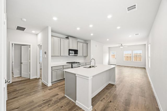 1887 Redwood Lane, Dayton, TX 77535