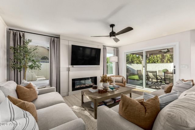 1680 E SHEFFIELD Avenue, Chandler, AZ 85225