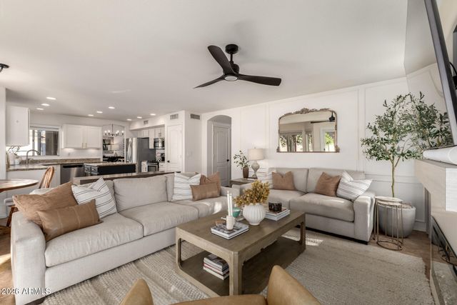 1680 E SHEFFIELD Avenue, Chandler, AZ 85225