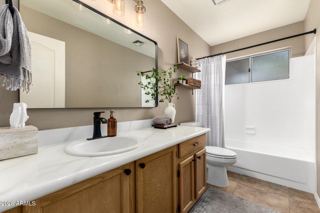 1680 E SHEFFIELD Avenue, Chandler, AZ 85225