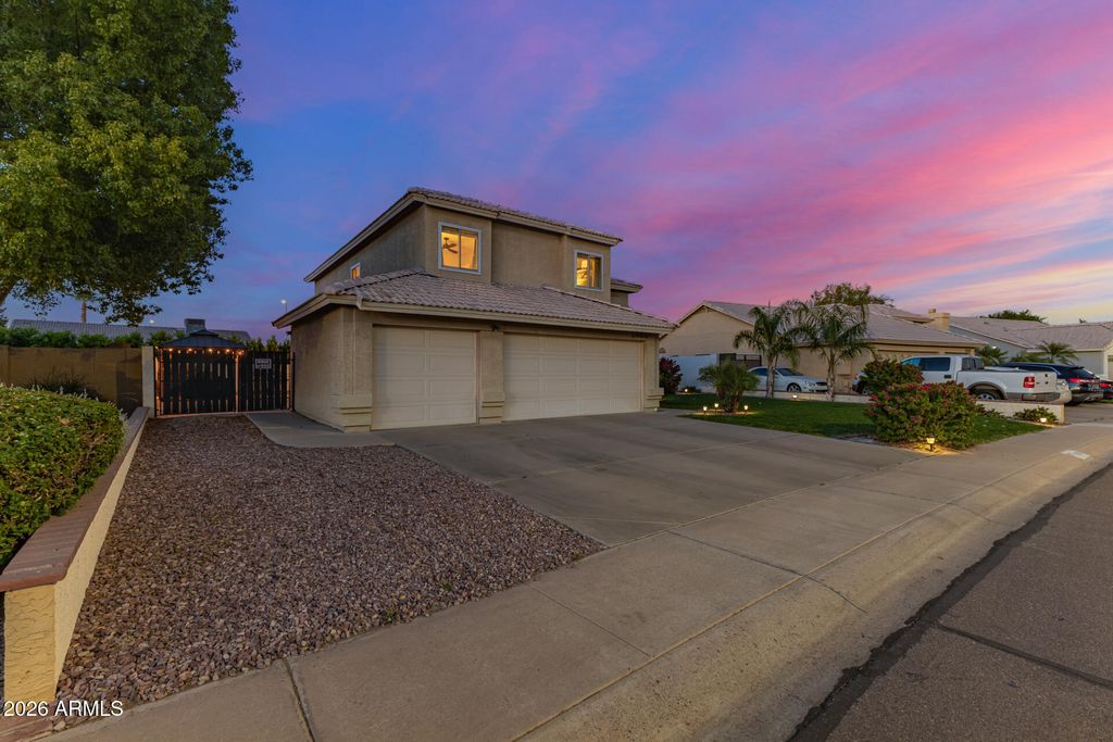 Image 2 of property listing at 1680 E SHEFFIELD Avenue, Chandler, AZ 85225
