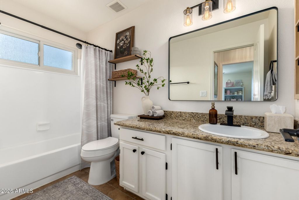 Image 28 of property listing at 1680 E SHEFFIELD Avenue, Chandler, AZ 85225