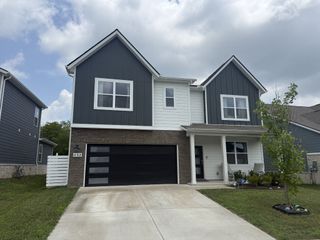 1122 Linn Cove Ct, Gallatin, TN 37066