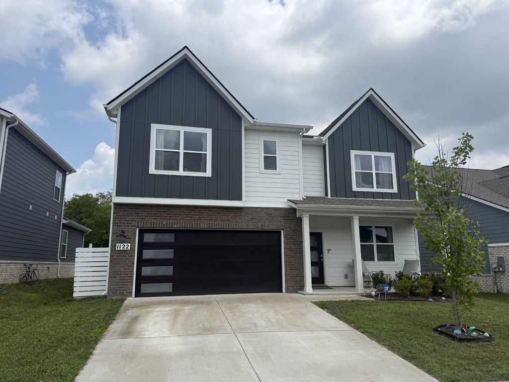 1122 Linn Cove Ct, Gallatin, TN 37066