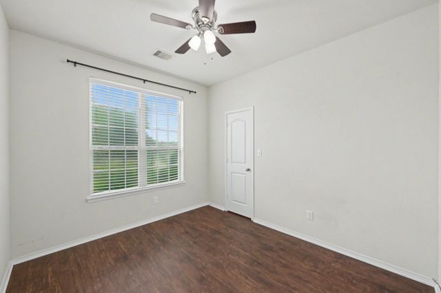 1061 Shadow Bend Court, Conroe, TX 77301