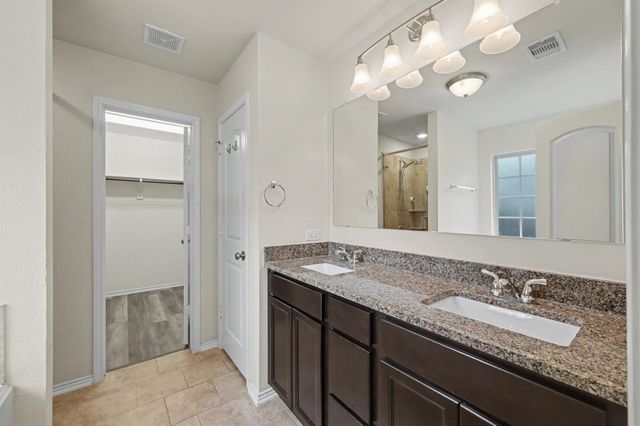 1061 Shadow Bend Court, Conroe, TX 77301