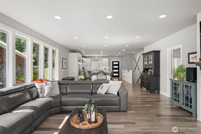 7020 Holmes Island Road SE, Olympia, WA 98503