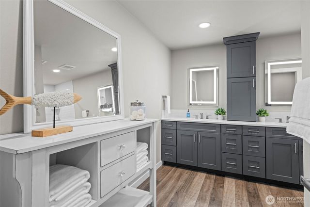 7020 Holmes Island Road SE, Olympia, WA 98503