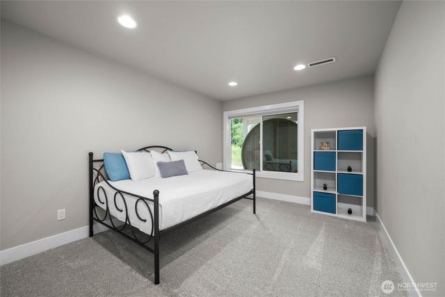 7020 Holmes Island Road SE, Olympia, WA 98503