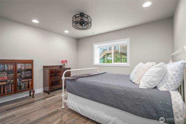 7020 Holmes Island Road SE, Olympia, WA 98503