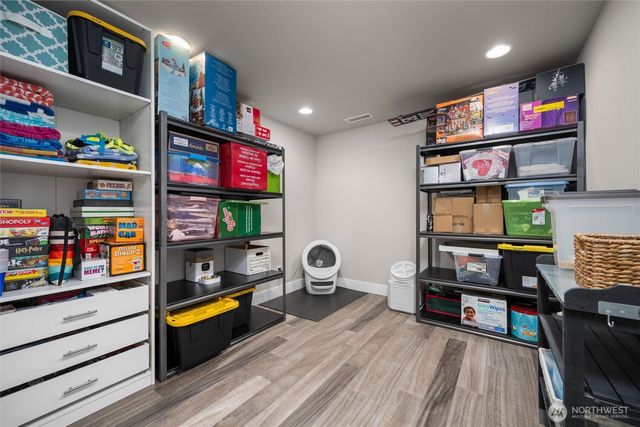 7020 Holmes Island Road SE, Olympia, WA 98503